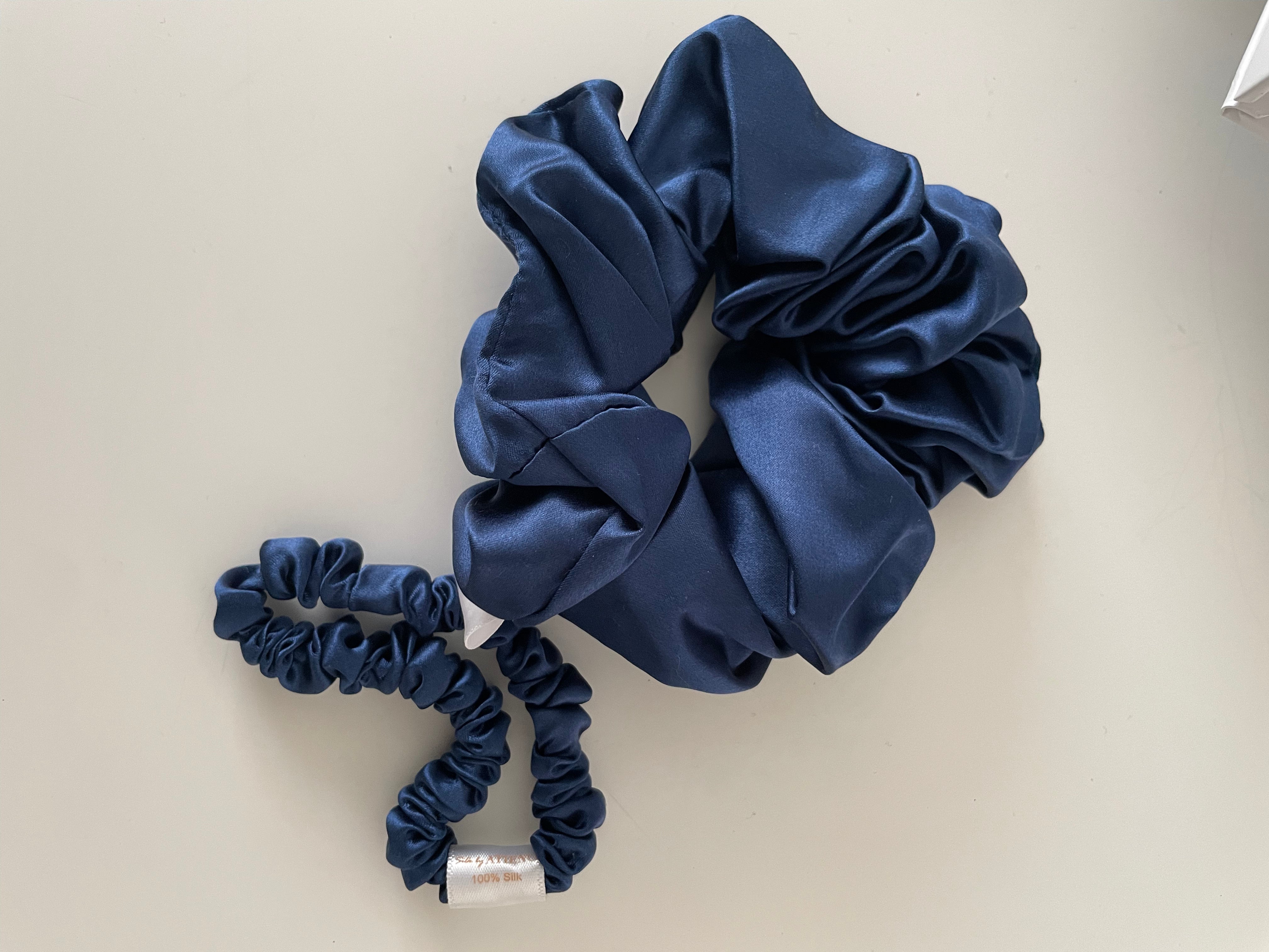 Silk Scrunchie - Königsblau
